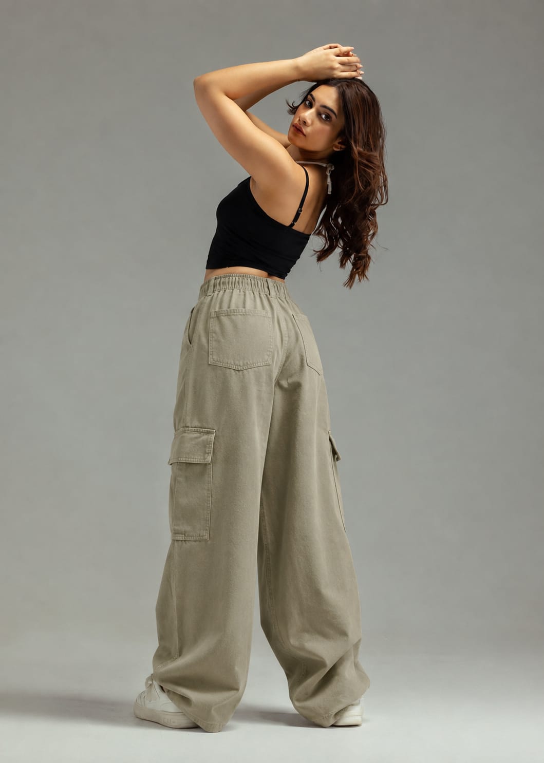 Urban Utility Wide-Leg Cargo Jeans | olive colour |